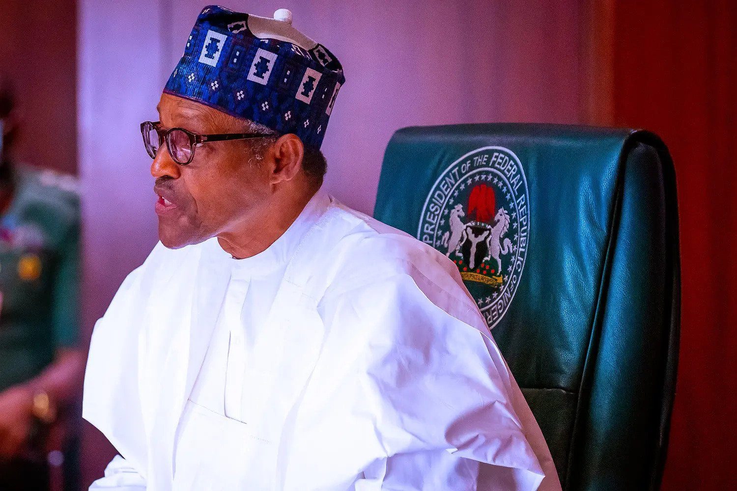 Buhari expresses support for the CBN's decision to redesign and replace naira banknotes