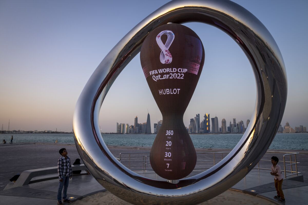 FIFA World Cup: "focus on football" FIFA urges Qatar World Cup participants 