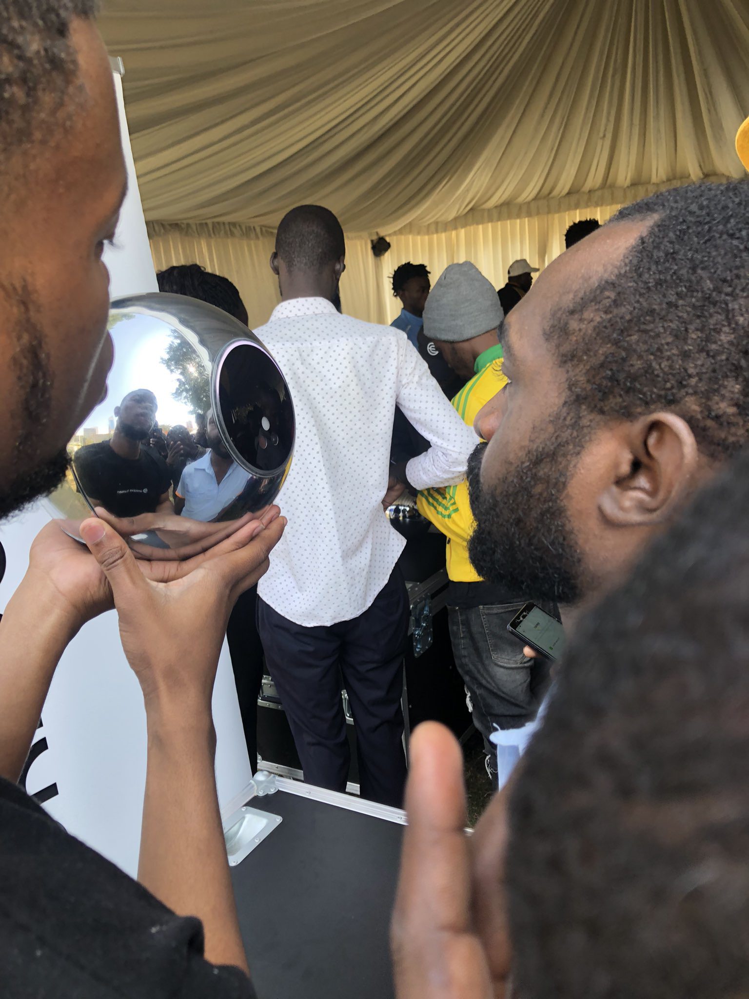 Worldcoin plans to resume iris scans in Kenya 1